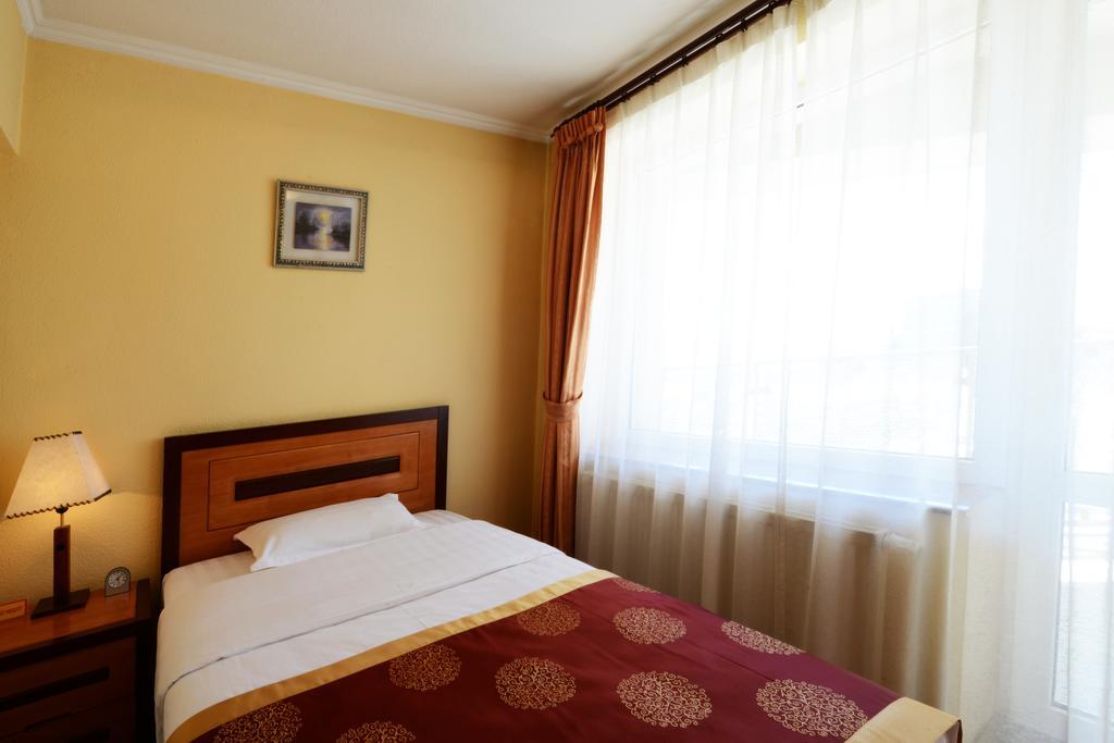 Narantuul Hotel Улан-Батор Экстерьер фото